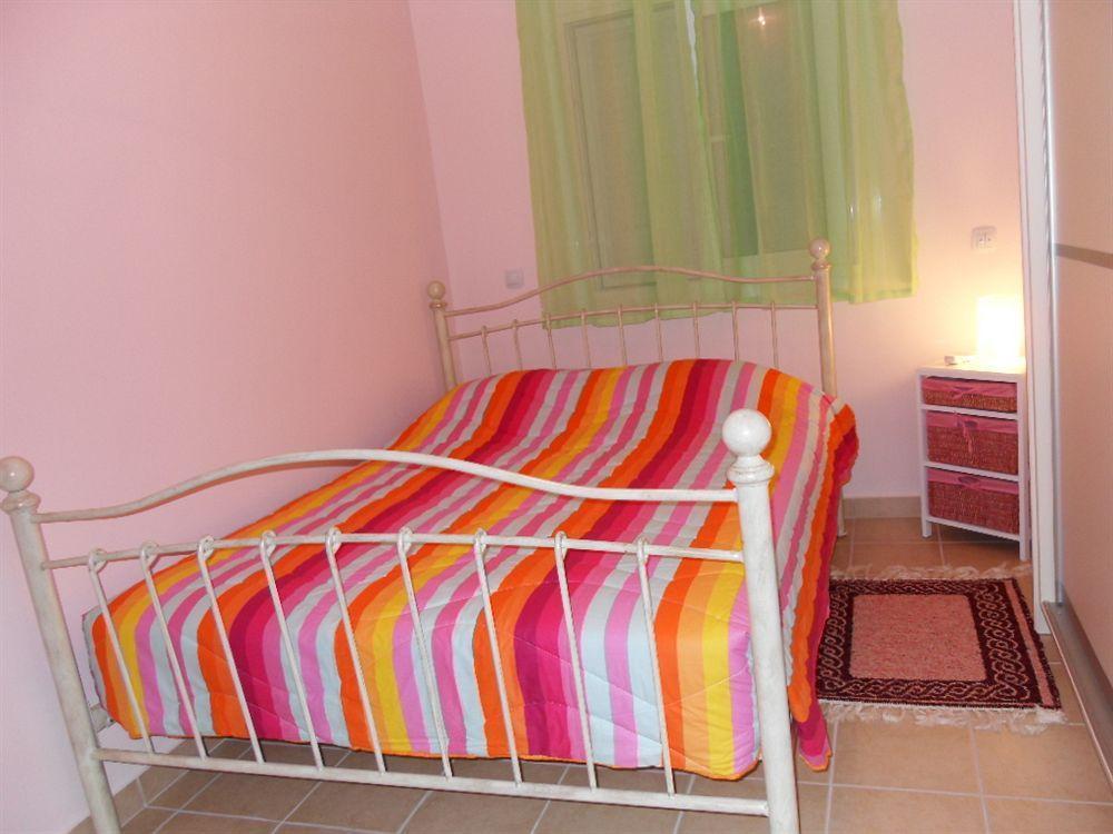 Omorfi Poli 120 Sqm Apartment Nafplio Ngoại thất bức ảnh