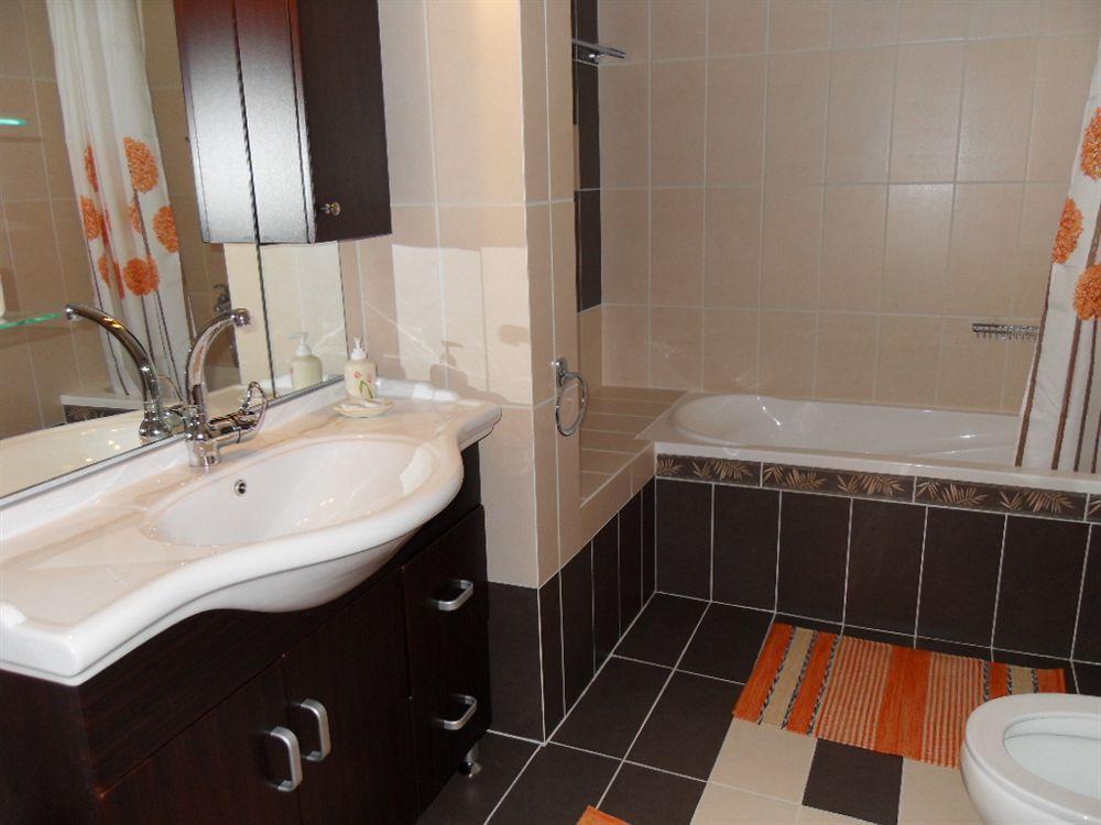 Omorfi Poli 120 Sqm Apartment Nafplio Ngoại thất bức ảnh