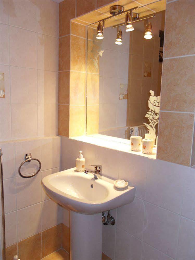 Omorfi Poli 120 Sqm Apartment Nafplio Ngoại thất bức ảnh